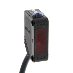 E3Z-R81 2M Sensör