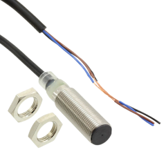 E2B-M12LS04-WP-B1 Sensör